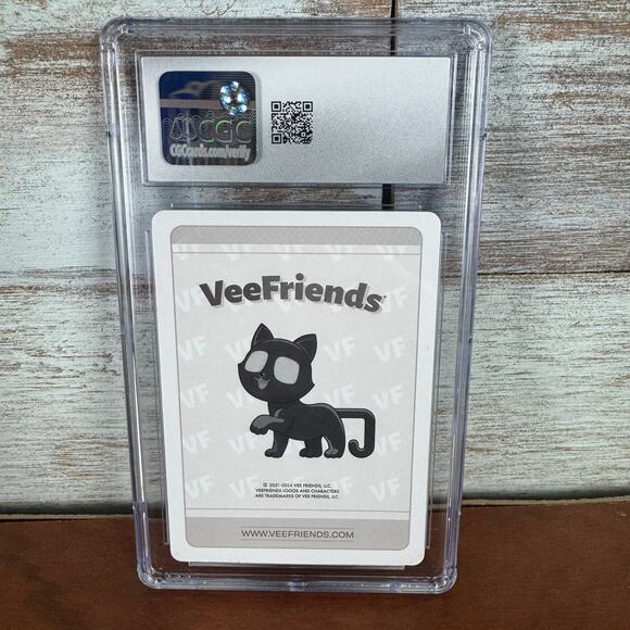 Veefriends Road to Veecon Ghost CGC 9 Tremendous Tiger and Ghost Pin Bundle /5 - Picture 4 of 11